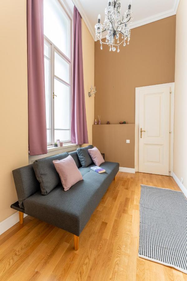 Matilda Luxury Suite Apartment Budapest Exterior foto